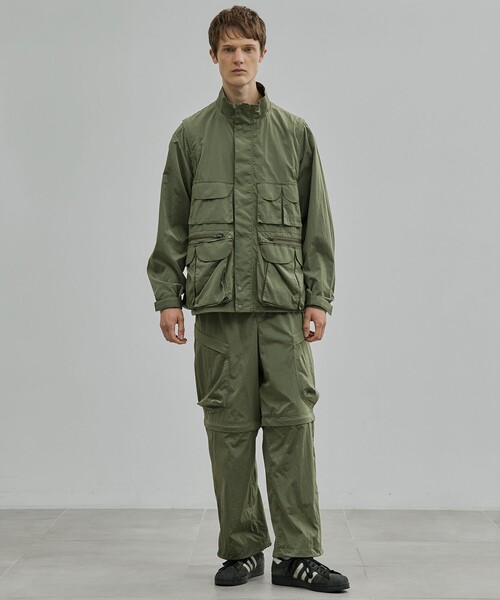 UNITED TOKYO(ユナイテッドトウキョウ)の「LIMONTA NYLON ユーティリティブルゾン(ブルゾン・メンズ・カーキ/ブラック・1/2)」の4枚目の写真