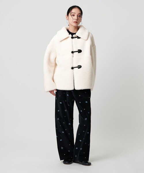 BEAUTY&YOUTH UNITED ARROWS（ビューティーアンドユースユナイテッドアローズ）の「【WEB限定】ボア×フェイクムートン ループボタンジャケット 2WAY（その他アウター・レディース・ダークグレー/ダークブラウン/ブラック/オフホワイト・FREE）」の21枚目の写真