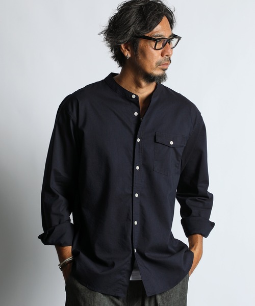 The DUFFER of ST.GEORGE(ザダファーオブセントジョージ)の「LINEN BLEND COOLMAX NO COLLAR SHIRT:セットアップ 麻混クールマックス ノーカラーシャツ(シャツ/ブラウス・メンズ・ネイビー/グレイッシュベージュ・X-LARGE/LARGE/MEDIUM/SMALL)」の2枚目の写真