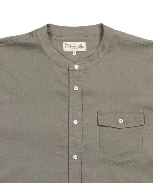 The DUFFER of ST.GEORGE(ザダファーオブセントジョージ)の「LINEN BLEND COOLMAX NO COLLAR SHIRT:セットアップ 麻混クールマックス ノーカラーシャツ(シャツ/ブラウス・メンズ・ネイビー/グレイッシュベージュ・X-LARGE/LARGE/MEDIUM/SMALL)」の3枚目の写真