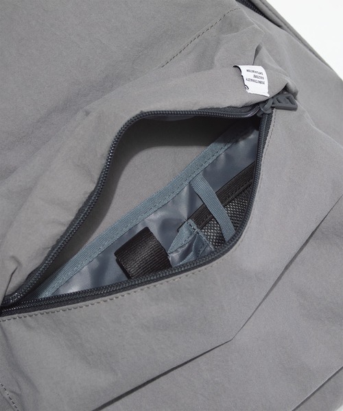 F/CE. （エフシーイー）の「F/CE. KONBUR NYLON DAY PACK / エフシーイー コンブRナイロンデイパック（バックパック/リュック・メンズ・グレー/ブラック・FREE）」の11枚目の写真