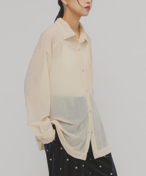 KBF（ケイビーエフ）の「シアールーズシャツ（シャツ/ブラウス・レディース・チャコールグレー/ベージュ/ピンク・ONE）」の5枚目の写真