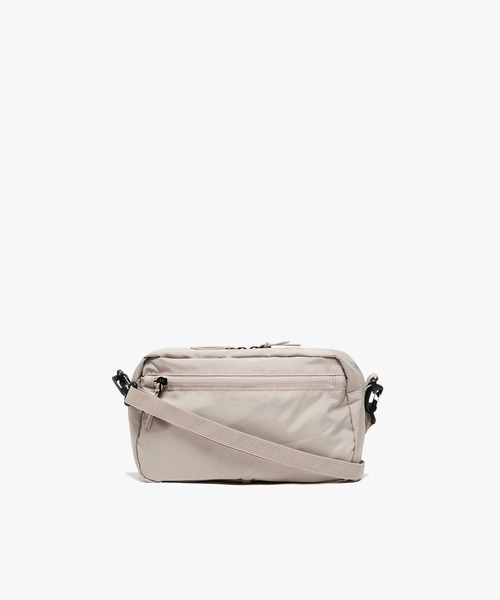 AIGLE（エーグル）の「ライト＆コンパクト ミニショルダーバッグ（ショルダーバッグ・レディース・ブラック/ブルーグレー/アイボリー・FREE）」の13枚目の写真