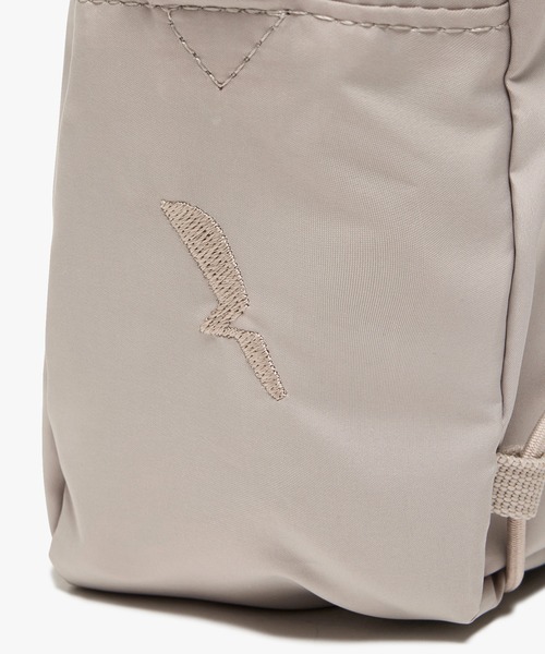 AIGLE（エーグル）の「ライト＆コンパクト ミニショルダーバッグ（ショルダーバッグ・レディース・ブラック/ブルーグレー/アイボリー・FREE）」の16枚目の写真