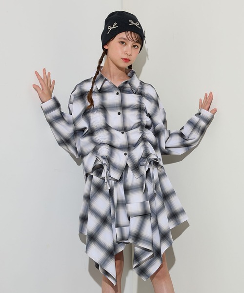 BISKEE（ビスキー）の「シャーリングチェックシャツ×裾ロゴタンクトップセット（シャツ/ブラウス・キッズ・ブルー/グレー・140cm/160cm/150cm）」の10枚目の写真