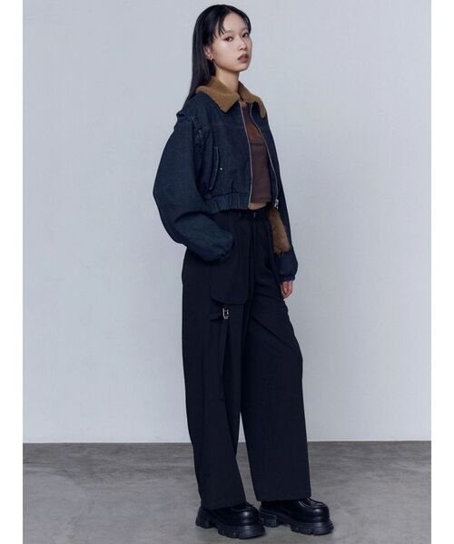 EMODA(エモダ)の「クロスベルトワイドパンツ(その他パンツ・レディース・ブラウン/ブラック・SMALL/MEDIUM)」の13枚目の写真