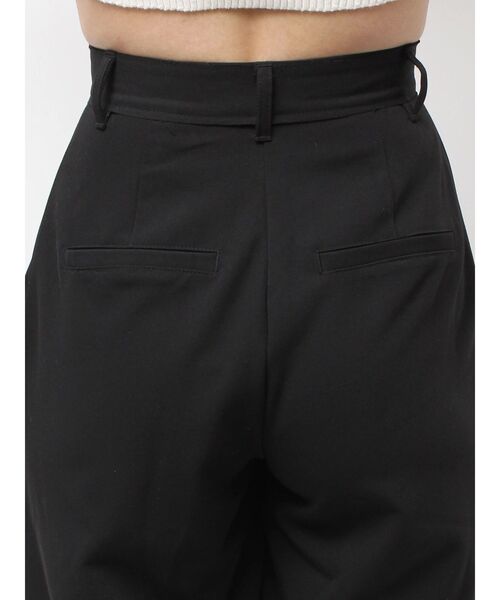 EMODA(エモダ)の「クロスベルトワイドパンツ(その他パンツ・レディース・ブラウン/ブラック・SMALL/MEDIUM)」の11枚目の写真