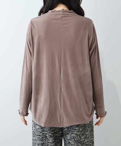 leswel(レスウェル)の「【L~5L 大きいサイズ】ライトベロアハイネックメロートップス(Tシャツ/カットソー・レディース・オフホワイト/チャコールグレー/ブラウン・L/LL/3L/4L/5L)」の16枚目の写真