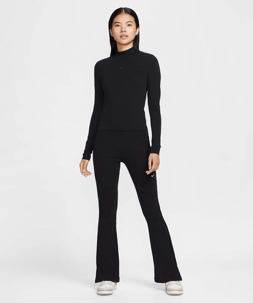 NIKE（ナイキ）の「ナイキ スポーツウェア チル ニット ウィメンズ スリム ロングスリーブ モックネック Tシャツ / Nike Sportswear Chill Knit Women's Slim Long-Sleeve Mock-Neck T-Shirt HV5028-010 Black（Tシャツ/カットソー・レディース・ブラック・XS/XL/L/M/S）」の5枚目の写真
