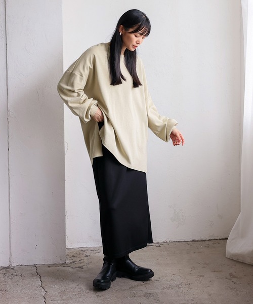 No Rule No Line（ノール－ルノーライン）の「オーバーサイズ プルオーバー 深めスリット入りロンT ビッグＴシャツ（Tシャツ/カットソー・レディース・オフホワイト/チャコールグレー/ベージュ系・FREE）」の13枚目の写真