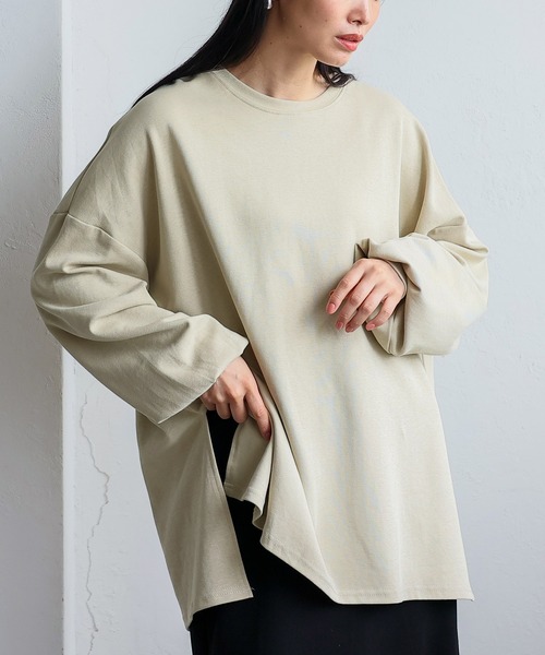No Rule No Line（ノール－ルノーライン）の「オーバーサイズ プルオーバー 深めスリット入りロンT ビッグＴシャツ（Tシャツ/カットソー・レディース・オフホワイト/チャコールグレー/ベージュ系・FREE）」の22枚目の写真