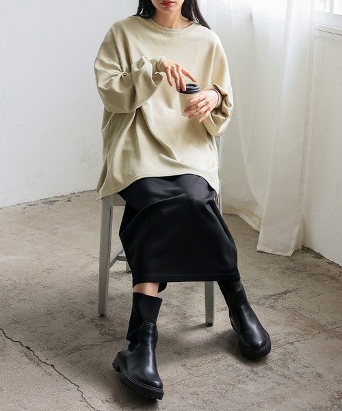 No Rule No Line（ノール－ルノーライン）の「オーバーサイズ プルオーバー 深めスリット入りロンT ビッグＴシャツ（Tシャツ/カットソー・レディース・オフホワイト/チャコールグレー/ベージュ系・FREE）」の7枚目の写真