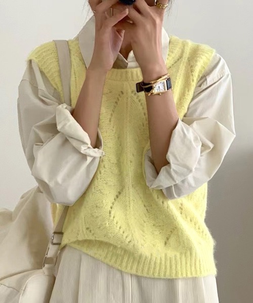 DAY CLOSET（デイ クローゼット）の「【重ねるだけでこなれ感】中厚手リブ編みニットベスト レディース（ベスト・レディース・イエロー/ホワイト/ライトグレー/ブルー・FREE）」の4枚目の写真