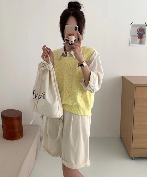 DAY CLOSET（デイ クローゼット）の「【重ねるだけでこなれ感】中厚手リブ編みニットベスト レディース（ベスト・レディース・イエロー/ホワイト/ライトグレー/ブルー・FREE）」の13枚目の写真