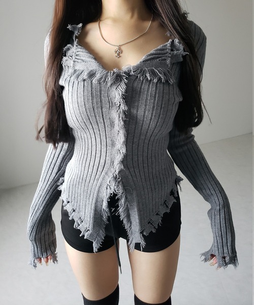 me+em select(ミームセレクト)の「【 新色追加!4color 】ダメージフリンジリブニットスリムカーディガン / damage fringe rib knit slim cardigan(カーディガン/ボレロ・レディース・ブラック/アイボリー/グレー/ライトグレー・FREE)」の12枚目の写真