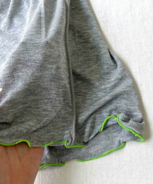 Q（キュー）の「マシュマロタートル（Tシャツ/カットソー・レディース・レッド/アイボリー/エメラルド/ブラック/ライトグレー/ネイビー/イエロー・MEDIUM）」の11枚目の写真