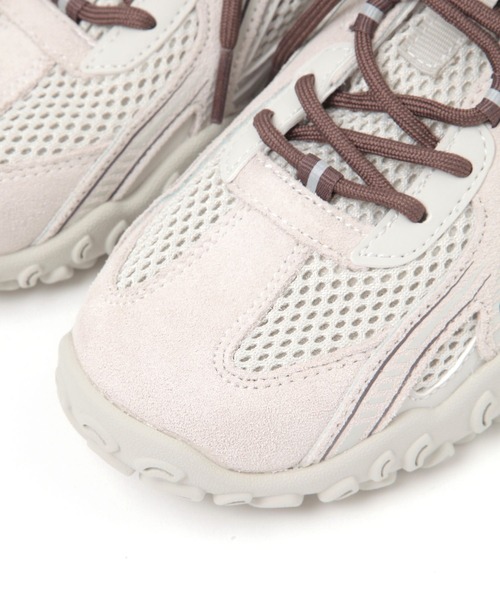 LAKOLE（ラコレ）の「【FILA/フィラ】ECHAPPE / 450794（スニーカー・レディース・ベージュ/ブラウン・LARGE/MEDIUM）」の8枚目の写真