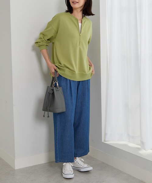 BELLUNA PLUS(ベルーナ)の「リブ使いハーフジップ裏毛プルオーバー(Tシャツ/カットソー・レディース・ブラウン/ライム/グレイッシュベージュ・LARGE/MEDIUM/X-LARGE)」の13枚目の写真