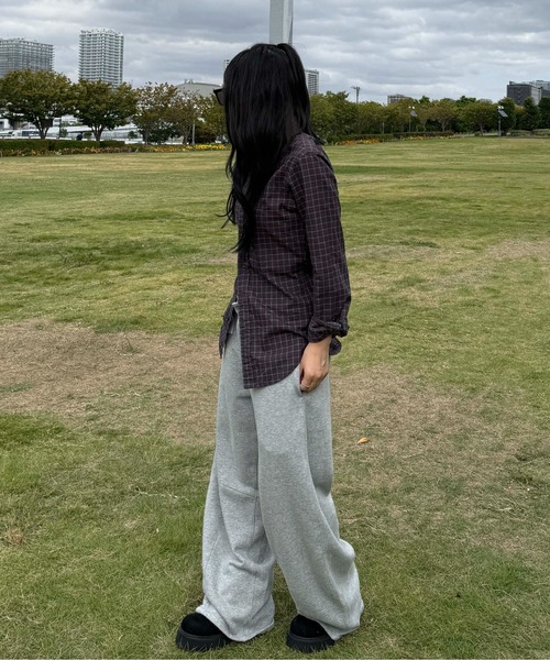 sedacle(セダクル)の「カーブ切り替えスウェットパンツ(スウェットパンツ・メンズ・ブラック/グレー・SMALL/MEDIUM/LARGE)」の18枚目の写真
