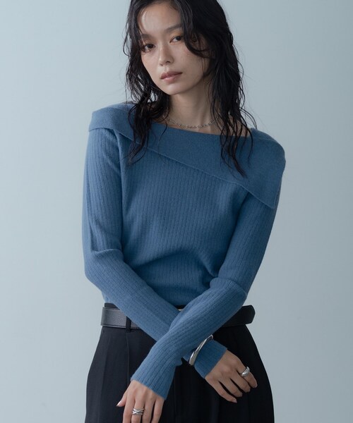 GALLEST（ギャレスト）の「【再入荷】アシメオフショルニット（ニット/セーター・レディース・ブラック/ライトブルー/チャコール・38）」の6枚目の写真