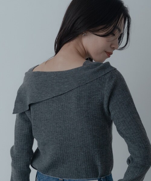 GALLEST（ギャレスト）の「【再入荷】アシメオフショルニット（ニット/セーター・レディース・ブラック/ライトブルー/チャコール・38）」の4枚目の写真
