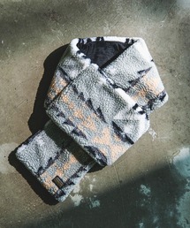 PENDLETON（ペンドルトン）の「PENDLETON ペンドルトン PLAINS STAR BOA MUFFLER プレインズスター ジャガードボア 中綿入り マフラー（マフラー）」