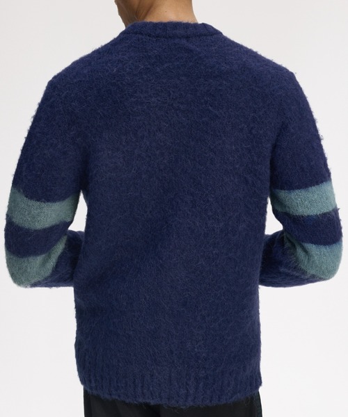 FRED PERRY(フレッドペリー)の「Chunky Tipped Sleeve Cardigan/チャンキーティップラインカーディガン(カーディガン/ボレロ・メンズ・ネイビー・L/M)」の2枚目の写真