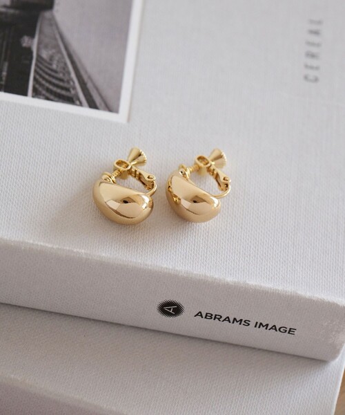 green label relaxing(グリーンレーベルリラクシング)の「【WEB限定】ドロップモチーフ イヤリング(イヤリング・レディース・ゴールド/シルバー・FREE)」の10枚目の写真