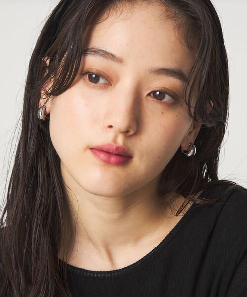 green label relaxing(グリーンレーベルリラクシング)の「【WEB限定】ドロップモチーフ イヤリング(イヤリング・レディース・ゴールド/シルバー・FREE)」の17枚目の写真