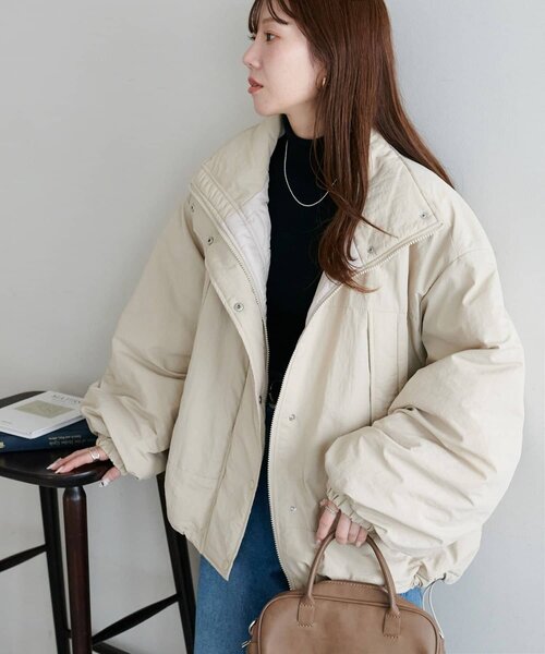 DISCOAT（ディスコート）の「【WEB限定】スタンドショートモンスタージャケット（ダウンジャケット/コート・レディース・モスグリーン/ホワイト/ベージュ/カーキ/ブラック・FREE）」の3枚目の写真