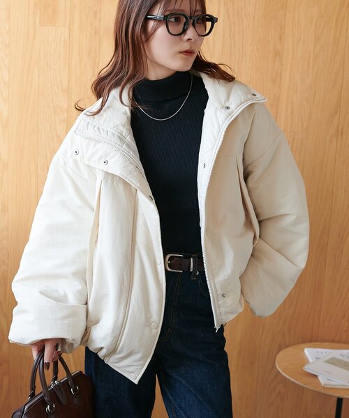 DISCOAT（ディスコート）の「【WEB限定】スタンドショートモンスタージャケット（ダウンジャケット/コート・レディース・モスグリーン/ホワイト/ベージュ/カーキ/ブラック・FREE）」の8枚目の写真