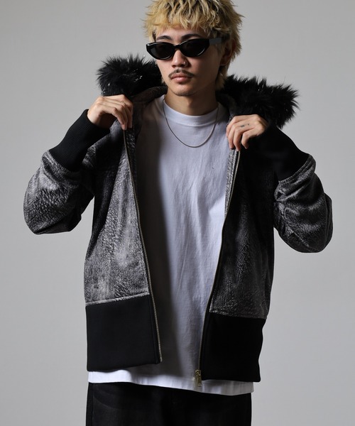REGIEVO（レジエボ）の「REGIEVO ファー付きブルゾン（ブルゾン・メンズ・ブラック/グレー・L/M）」の20枚目の写真