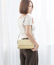 MIAN （ミアン）の「ラインテープ ショルダーバッグ【詳細動画あり】（ショルダーバッグ）」