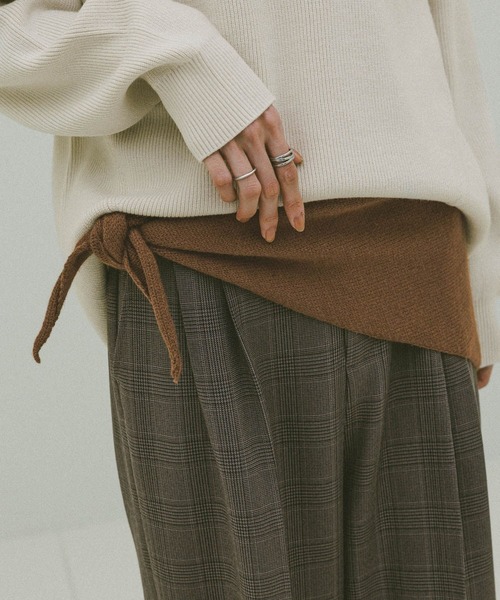 トライアングルニットスカーフ/611235（マフラー）｜GLOBAL WORK