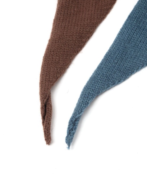 GLOBAL WORK（グローバルワーク）の「トライアングルニットスカーフ/611235（マフラー・レディース・ブラック/グレー/ダークブラウン/ベージュ/ライトブルー・FREE）」の9枚目の写真