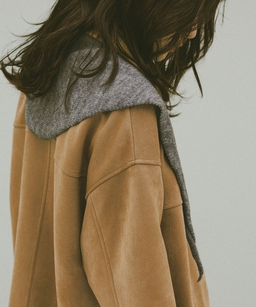 GLOBAL WORK（グローバルワーク）の「トライアングルニットスカーフ/611235（マフラー・レディース・ブラック/グレー/ダークブラウン/ベージュ/ライトブルー・FREE）」の14枚目の写真