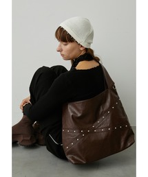 uyu.（ウユ）の「スタッズトライアングルトートバッグ（トートバッグ）」