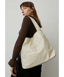 uyu.（ウユ）の「スタッズトライアングルトートバッグ（トートバッグ）」