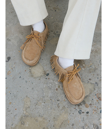 Kijun（キジュン）の「Fringe Moc Shoes Camel（モカシン/デッキシューズ）」