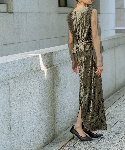 【オケージョン】チュールフリルベロアワンピース 結婚式 お呼ばれドレス 二次会 CAPRICIEUX LE'MAGE（カプリシューレマージュ）の「【オケージョン