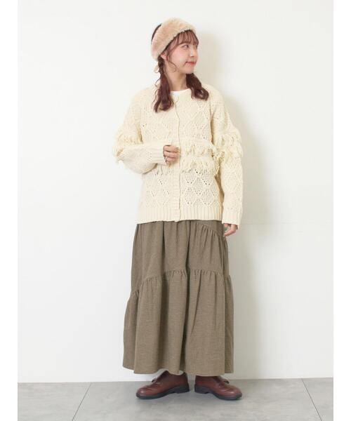Samansa Mos2(サマンサ モスモス)の「【Fluffy Wool Blend】フリンジ前後2WAYニット(カーディガン/ボレロ・レディース・オフホワイト/ベージュ/レッド・F)」の5枚目の写真