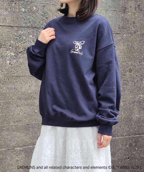 Bleu Bleuet（ブルーブルーエ）の「グレムリン刺繍トレーナー（スウェット・レディース・ライトグレー/ネイビー・M）」の12枚目の写真