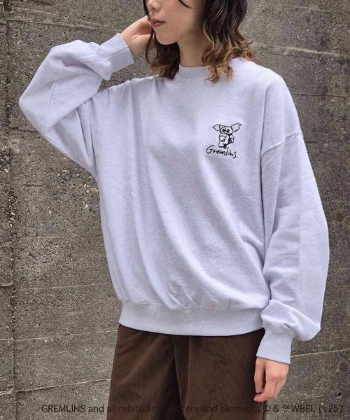 Bleu Bleuet（ブルーブルーエ）の「グレムリン刺繍トレーナー（スウェット・レディース・ライトグレー/ネイビー・M）」の7枚目の写真