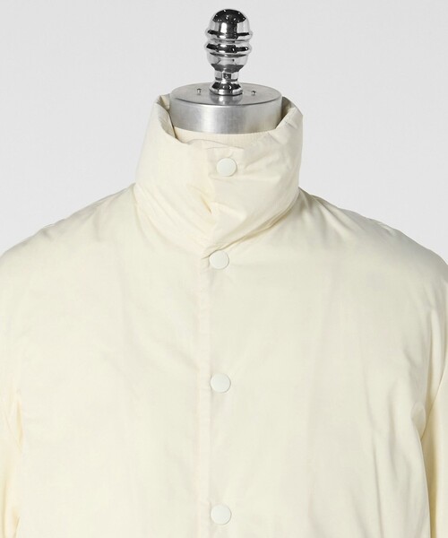 LOEFF（ロエフ）の「＜LOEFF＞タフタ スタンドカラー ダウンコート（その他アウター・レディース・オフホワイト/ブラック・0/1）」の5枚目の写真