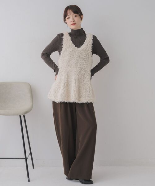 RETRO GIRL(レトロガール)の「ボアペプラムベスト(ベスト・レディース・ブラック/ナチュラル・FREE)」の11枚目の写真