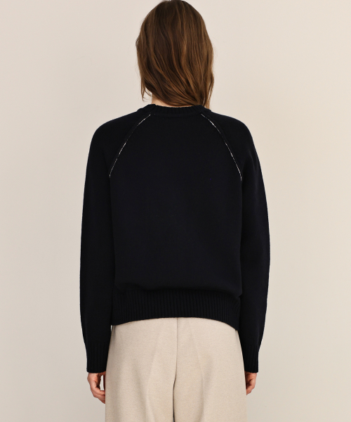 ANDNEEDS(アンドニーズ)の「Tape raglan knit (navy)(ニット/セーター・レディース・その他・FREE)」の4枚目の写真