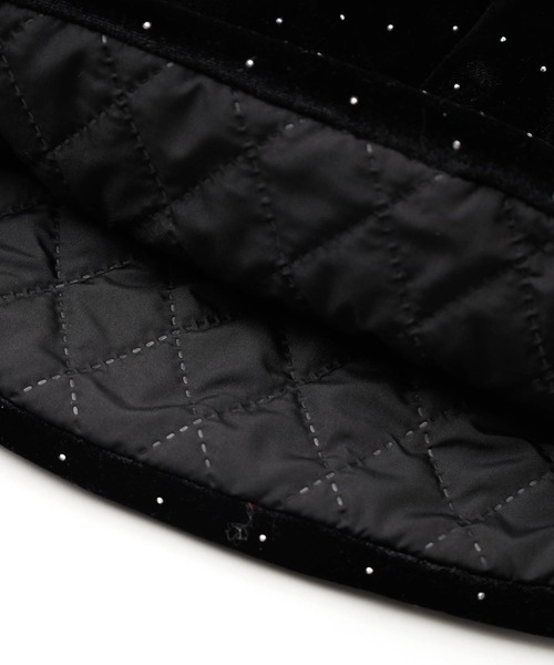 URBAN CHERRY（アーバンチェリー）の「ミニドットベロア台形スカート（スカート・キッズ・ブラック・110cm/120cm/130cm/140cm）」の3枚目の写真