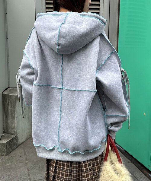 CIAOPANIC（チャオパニック）の「裏起毛レースアップスリーブメローパーカー（パーカー・レディース・グレー/アイボリー/ネイビー・ONE SIZE）」の18枚目の写真