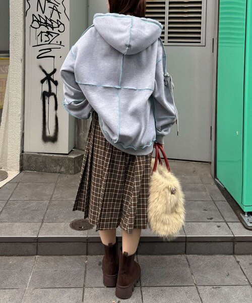 CIAOPANIC（チャオパニック）の「裏起毛レースアップスリーブメローパーカー（パーカー・レディース・グレー/アイボリー/ネイビー・ONE SIZE）」の21枚目の写真