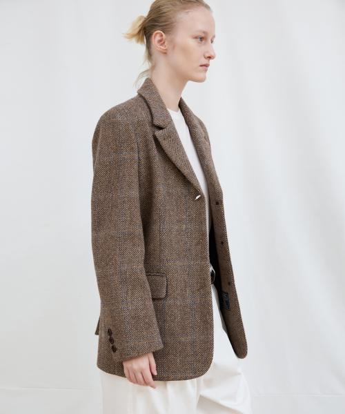 LEVAR（レバー）の「Alpaca Check Quilting Jacket - Brown（テーラードジャケット・レディース・その他・SMALL）」の2枚目の写真